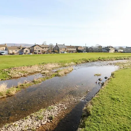 Nyaraló Cherry Tree
